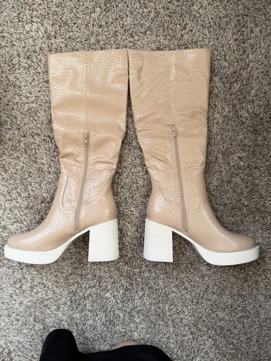 Oasis Society Women’s Beige Platform Knee High Boots - Picture 3 of 8